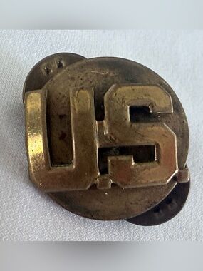 Vintage US Military Brass Pin